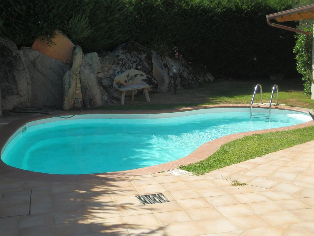 Villa Il Melograno Cannigione Luaran gambar
