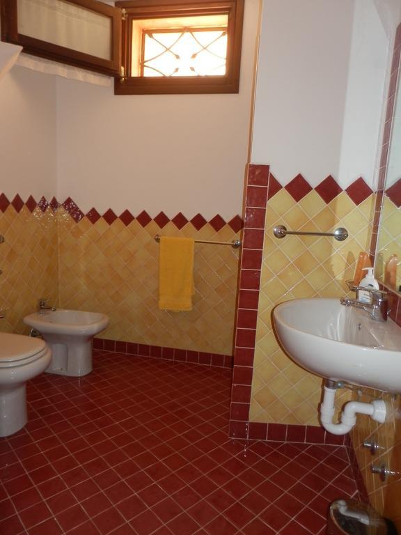 Villa Il Melograno Cannigione Luaran gambar